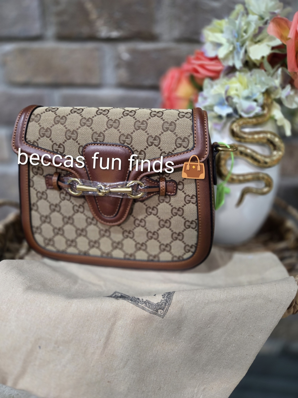 NEW Vintage-Inspired Saddle Crossbody Bag|Classic Pattern w/ Gold-Tone, 2 Straps